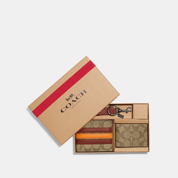 NWT Coach Outlet Boxed 3 In 1 Wallet Gift Set In Signature Canvas - Picture 1 of 3